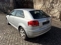 Gebraucht Audi A3 Ambiente 105 PS (77 kW) 2004 Silber Kleinwagen