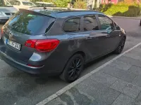 Gebraucht Opel Astra 165 PS (121 kW) 2012 Grau Kombi