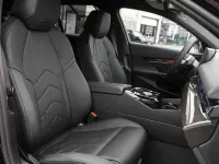 Neu BMW 530e Performance 299 PS (219 kW) 2026 Schwarz Limousine