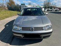 Gebraucht VW Golf IV 74 PS (54 kW) 2002 Silber Kleinwagen