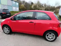 Gebraucht Toyota Yaris 69 PS (50 kW) 2008 Rot Kleinwagen