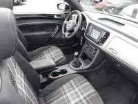 Gebraucht VW Beetle Cabriolet CLUB 105 PS (77 kW) 2015 Weiß Cabrio
