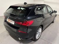 Gebraucht BMW 120 Advantage 190 PS (139 kW) 2023 Schwarz Kleinwagen