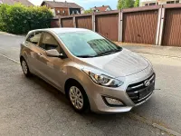 Gebraucht Hyundai i30 136 PS (100 kW) 2017 Silber Kleinwagen