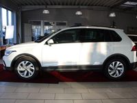 Gebraucht VW Tiguan Life 150 PS (110 kW) 2023 Pure white SUV