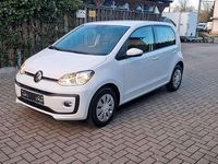 Second-hand VW up! 68 CP (50 kW) 2022 Alb Hatchback