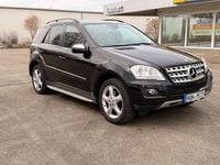 Gebraucht Mercedes ML350 231 PS (169 kW) 2009 Schwarz SUV