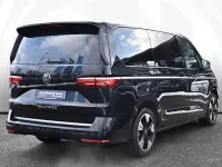 Begagnad VW Multivan Style 150 HK (110 kW) 2024 Svart Minibuss