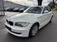 Gebraucht BMW 116 Advantage 116 PS (85 kW) 2011 Weiß Kleinwagen