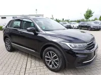 Second-hand VW Tiguan Life 150 CP (110 kW) 2022 Negru SUV