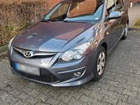 Gebraucht Hyundai i30 Edition+ 109 PS (80 kW) 2011 Grau Limousine