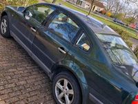 Gebraucht VW Passat 100 PS (73 kW) 1997 Grün Limousine