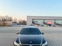 Gebraucht Mercedes E250 204 PS (150 kW) 2015 Schwarz Limousine