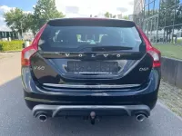 Gebraucht Volvo V60 215 PS (158 kW) 2015 Schwarz Kombi