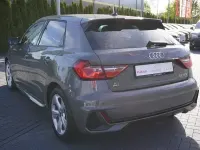 Gebraucht Audi A1 Comfort 2022 Grau SUV