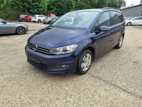 Gebraucht VW Touran Comfortline 122 PS (89 kW) 2023 Atlantik blue metallic Van / Kleinbus