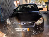 Gebraucht Hyundai i30 105 PS (77 kW) 2011 Schwarz Kombi