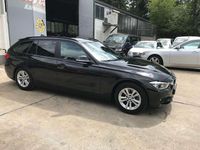 Gebraucht BMW 320 Advantage 163 PS (119 kW) 2018 Schwarz Kombi