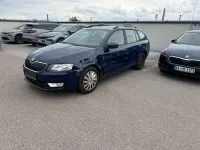 Gebraucht Skoda Octavia Ambition 105 PS (77 kW) 2015 Blau Kombi