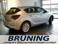 Gebraucht Opel Astra Excellence 140 PS (102 kW) 2013 Silber metallic Limousine