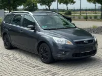 Gebraucht Ford Focus 101 PS (74 kW) 2009 Grau Kombi