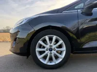 Gebraucht Ford Fiesta Titanium 101 PS (74 kW) 2018 Schwarz Kleinwagen