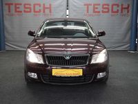 Gebraucht Skoda Octavia 140 PS (102 kW) 2011 Rot Limousine