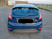 Gebraucht Ford Fiesta Titanium 82 PS (60 kW) 2009 Blau Kleinwagen