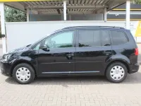 Gebraucht VW Touran Comfortline 105 PS (77 kW) 2011 Schwarz Van / Kleinbus