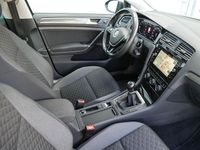 Używany VW Golf VII Join 125 KM (91 kW) 2018 Szary Sedan/Limuzyna