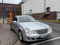 Gebraucht Mercedes E220 170 PS (125 kW) 2007 Grau Limousine