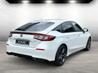 Neu Honda Civic Hybrid 184 PS (135 kW) 2026 Weiß Limousine