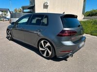 Second-hand VW Golf VII GTI 300 CP (220 kW) 2017 Gri Berlinǎ