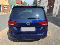 Gebraucht VW Touran Highline 150 PS (110 kW) 2015 Blau Van / Kleinbus