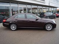 Gebraucht Mercedes E200 136 PS (100 kW) 2011 Braun Limousine