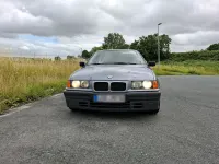 Gebraucht BMW 318 90 PS (66 kW) 1995 Silber Limousine