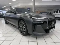 Gebraucht BMW M760e Executive 571 PS (419 kW) 2024 Schwarz Limousine