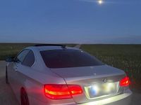 Gebraucht BMW 325 218 PS (160 kW) 2007 Silber Coupé