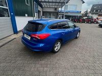 Gebraucht Ford Focus Cool & Connect 155 PS (114 kW) 2021 Blau Kombi