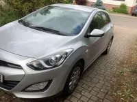 Gebraucht Hyundai i30 Classic 90 PS (66 kW) 2012 Silber Limousine