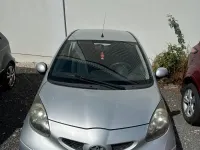 Gebraucht Toyota Aygo 68 PS (50 kW) 2005 Silber Kleinwagen