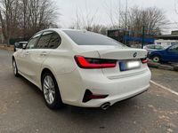 gebraucht BMW 330 i Sport Line*Shadow Line*Navi*Leder*