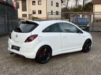 Gebraucht Opel Corsa Edition 90 PS (66 kW) 2009 Weiß Kleinwagen