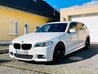 gebraucht BMW 520 F11 d M-Paket CIC 20 Zoll Xenon Panorama