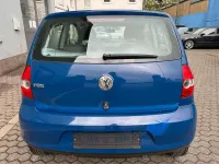 Używany VW Fox Basis 54 KM (39 kW) 2005 Niebieski Hatchback