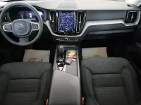 Gebraucht Volvo XC60 Core 197 PS (144 kW) 2022 Onyx black / metallic (metallic) SUV