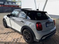 Gebraucht Mini Cooper 136 PS (100 kW) 2023 Beige Kleinwagen