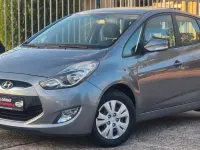 Gebraucht Hyundai ix20 Edition 90 PS (66 kW) 2012 Grau Kleinwagen