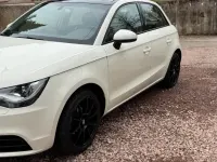 Gebraucht Audi A1 Attraction 86 PS (63 kW) 2012 Weiß Kleinwagen