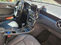 Gebraucht Mercedes A180 Urban 122 PS (89 kW) 2014 Schwarz Coupé